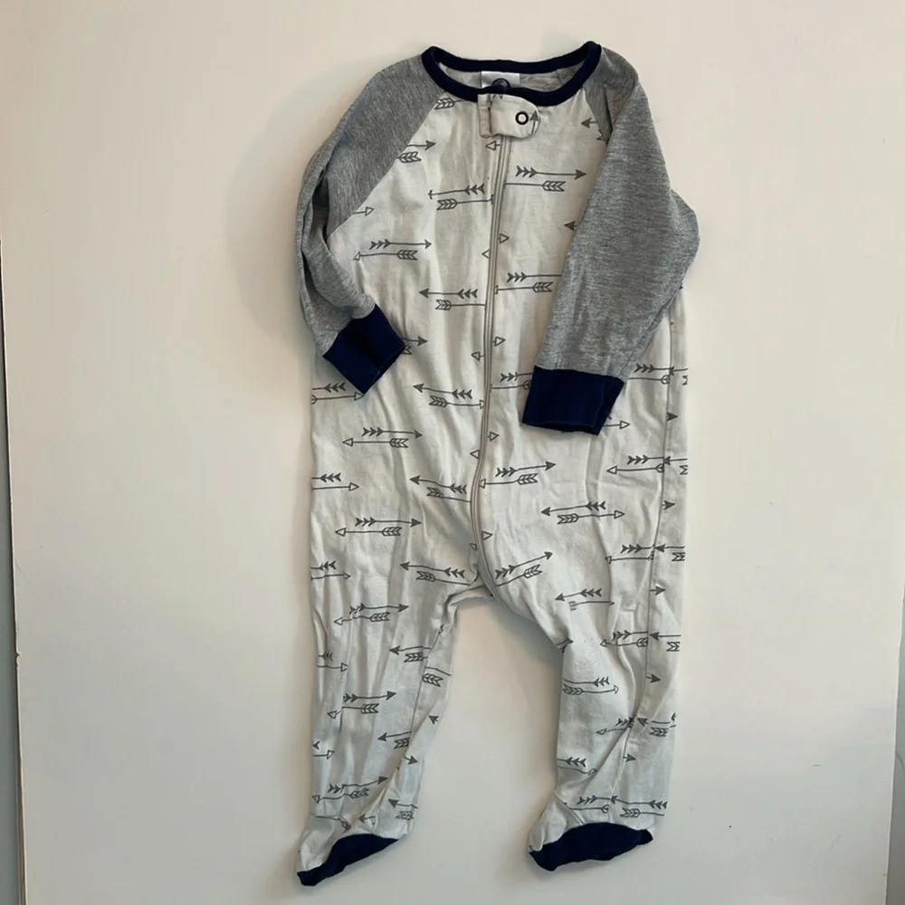 LOT! GUC! 7 Pairs of 6-9M Boys Pajamas PJs